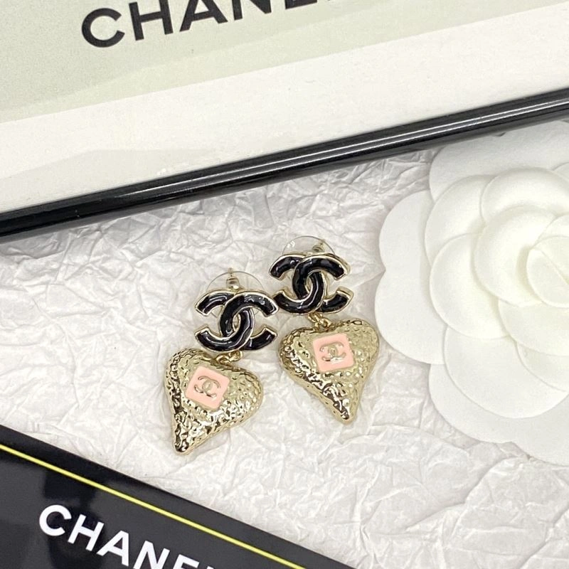Chanel Earrings Sleek 229125