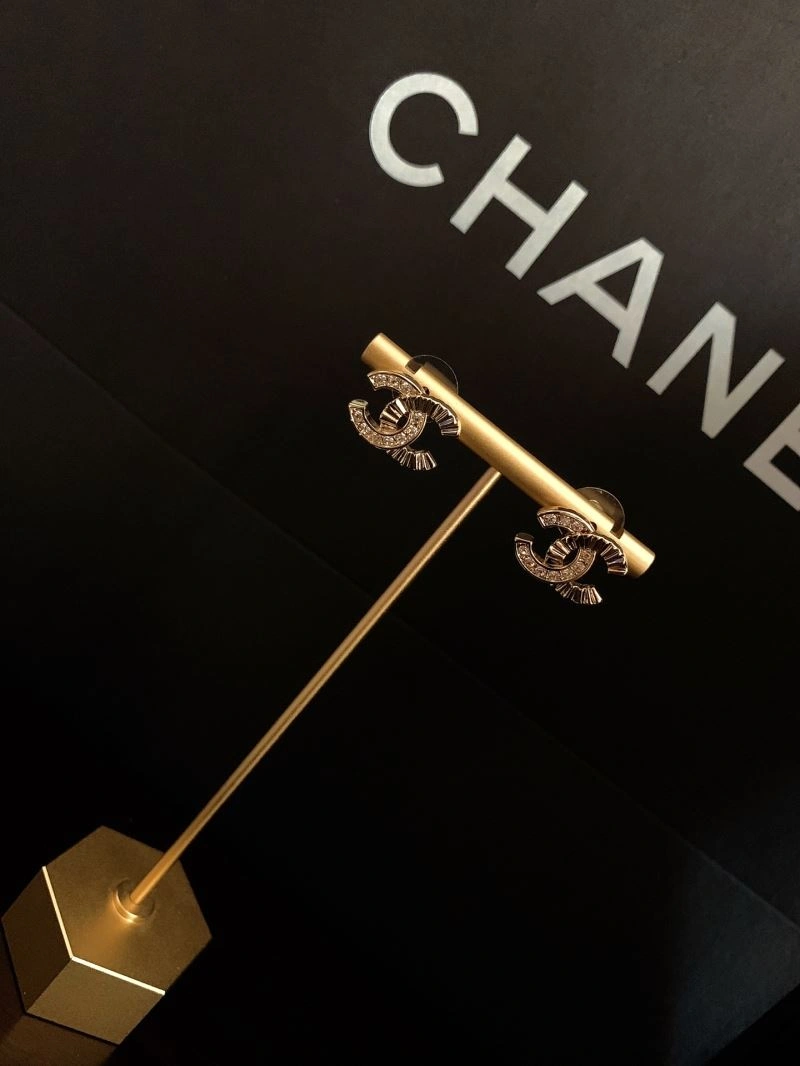 Durable Chanel Earrings 229070