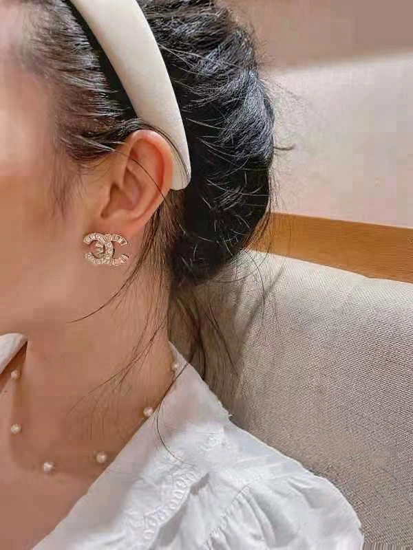 Durable Chanel Earrings 229070