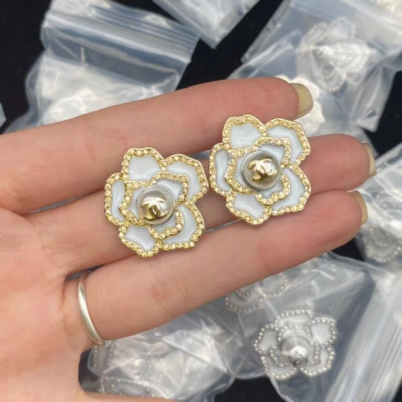 Chanel Earrings Stylish 229063