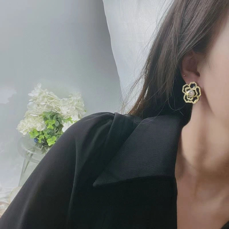 Chanel Earrings Stylish 229063