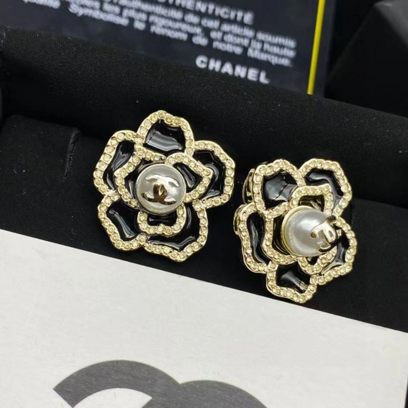 Chanel Earrings Stylish 229063