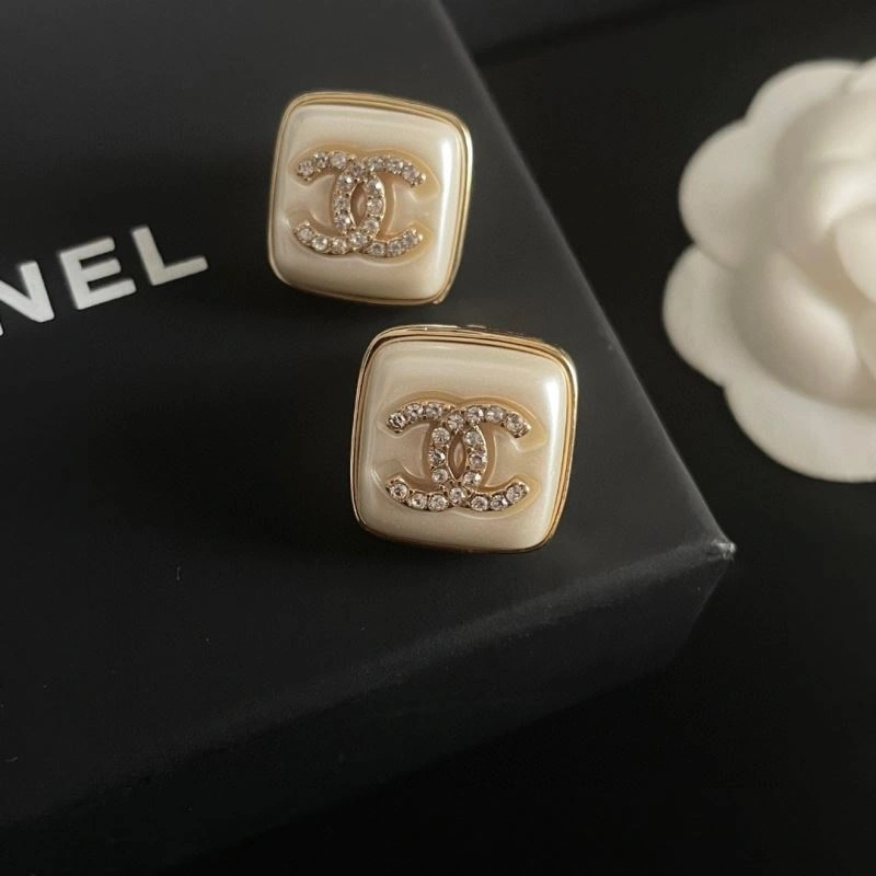 Chanel Earrings SoftTouch 229071