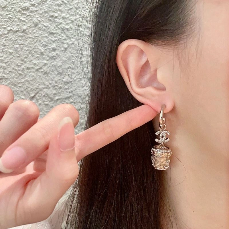 Chanel Earrings Vibrant 229072