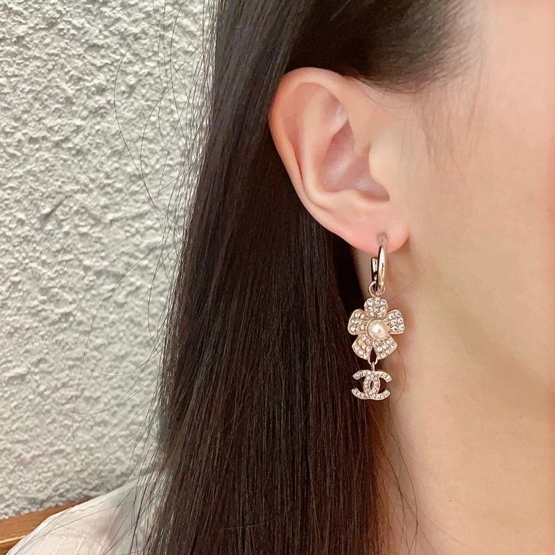 Chanel Earrings Vibrant 229072
