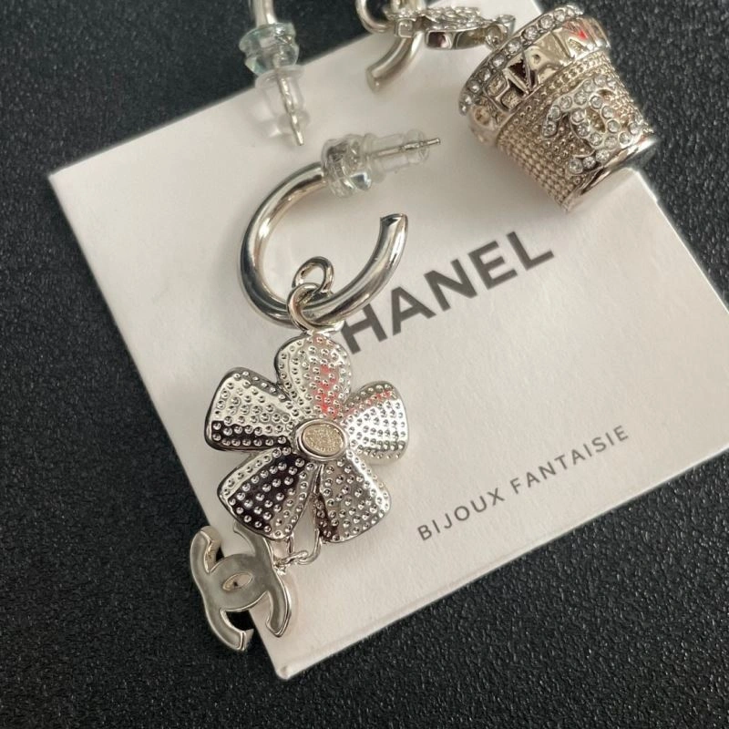 Chanel Earrings Vibrant 229072