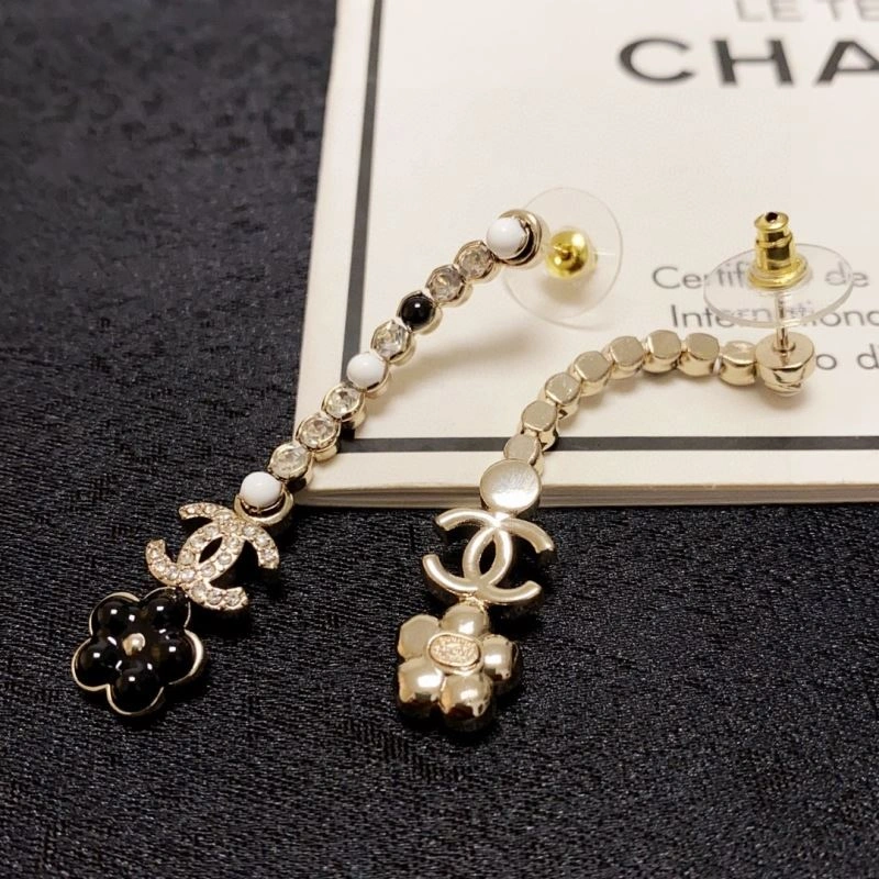 Chanel Earrings Chic 229030
