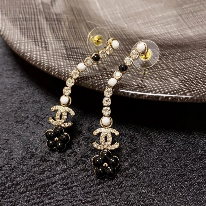 Chanel Earrings Chic 229030