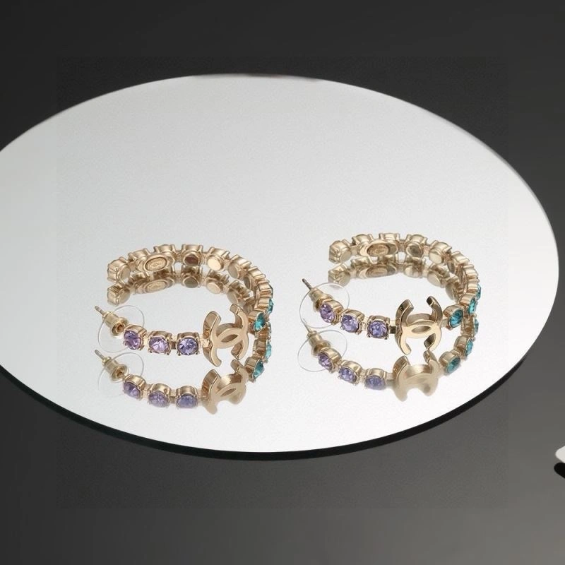 Chanel Earrings Comfortable 229028