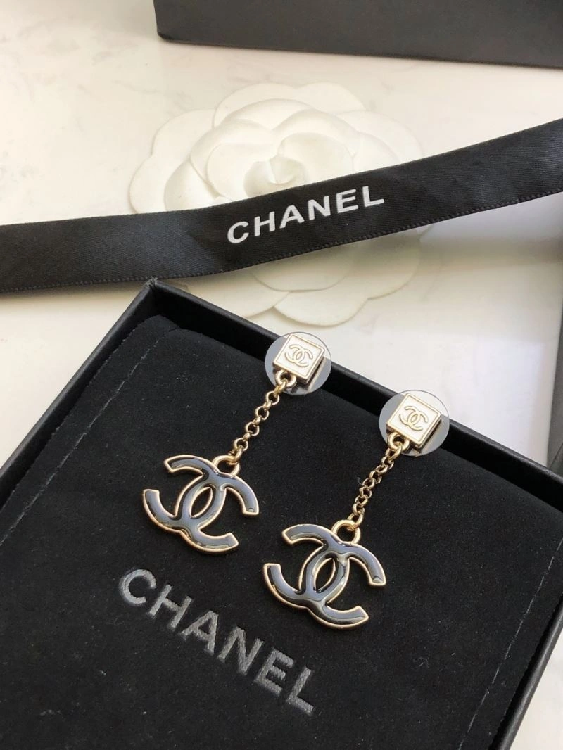 Chanel Earrings SmoothTexture 229020