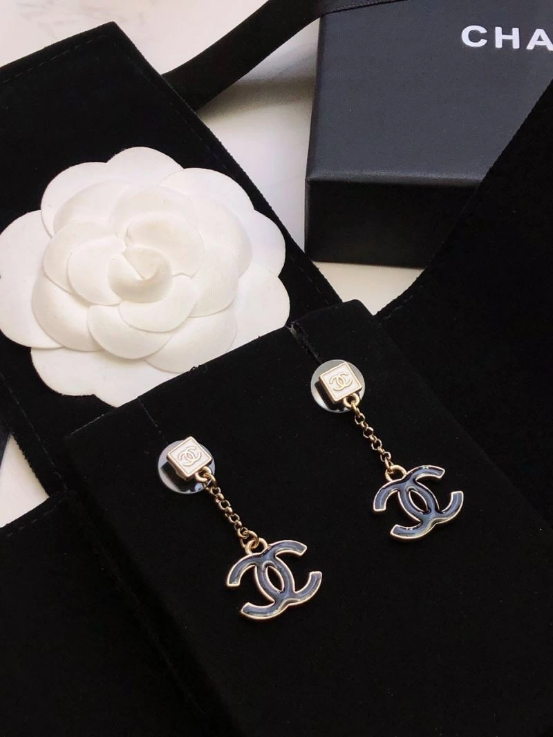 Chanel Earrings SmoothTexture 229020