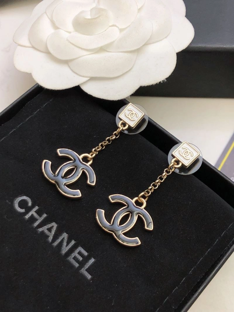 Chanel Earrings SmoothTexture 229020