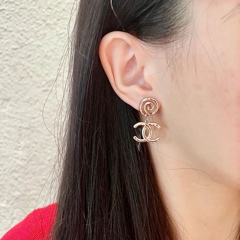 Chanel Earrings Breathable 229129