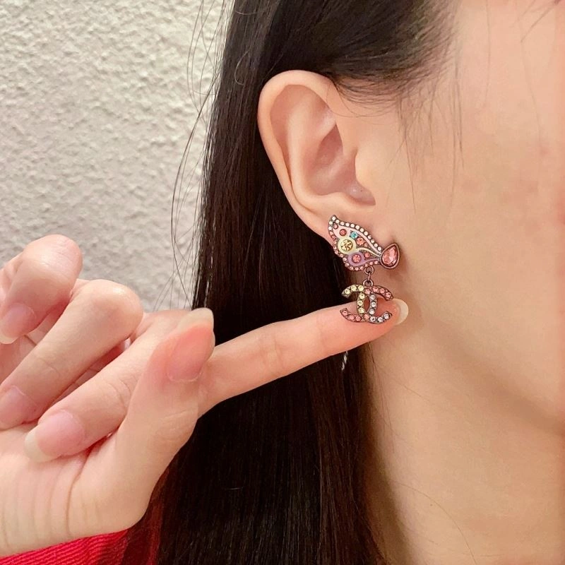 Trendsetting Chanel Earrings 229004