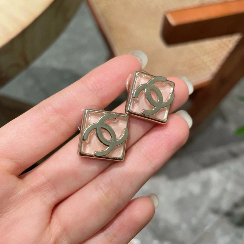 Durable Chanel Earrings 229031