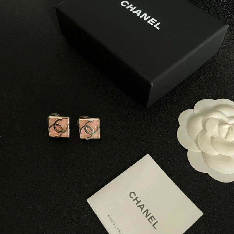 Durable Chanel Earrings 229031