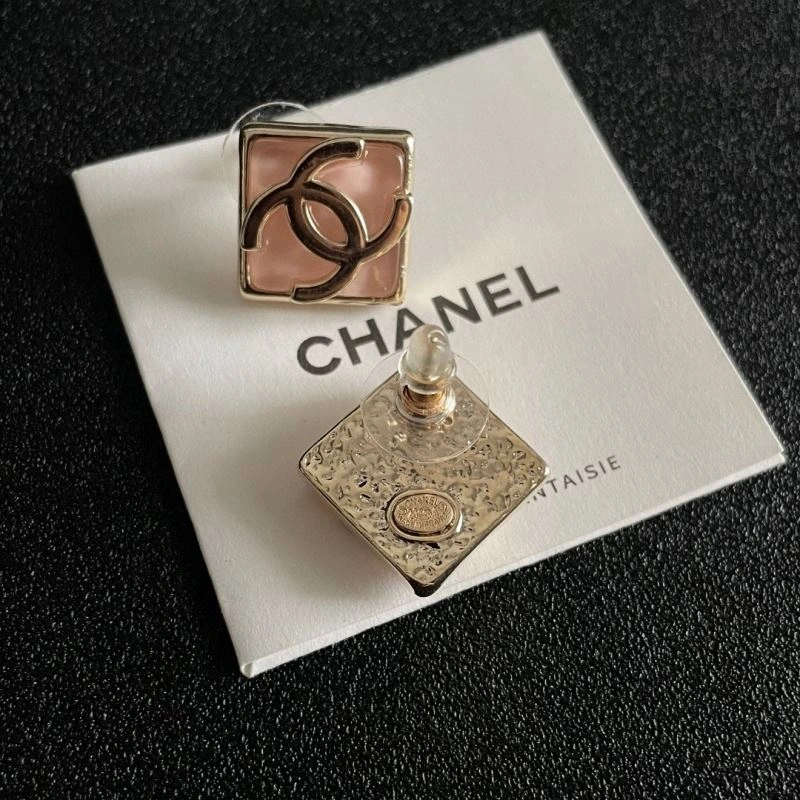 Durable Chanel Earrings 229031