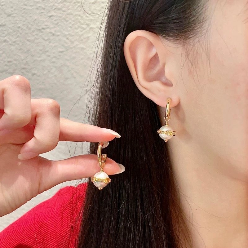WaterResistant Chanel Earrings 229041