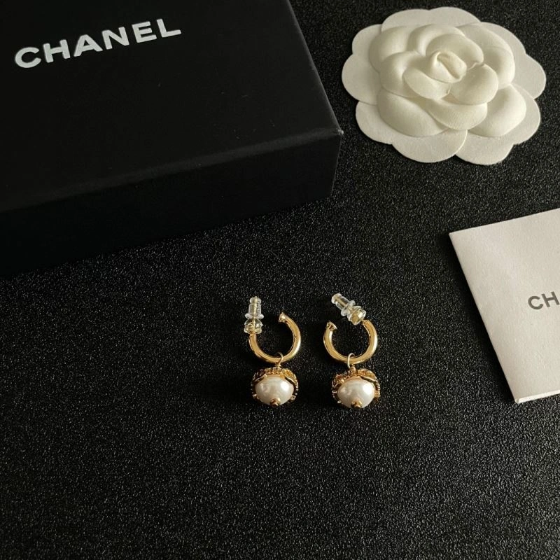 WaterResistant Chanel Earrings 229041