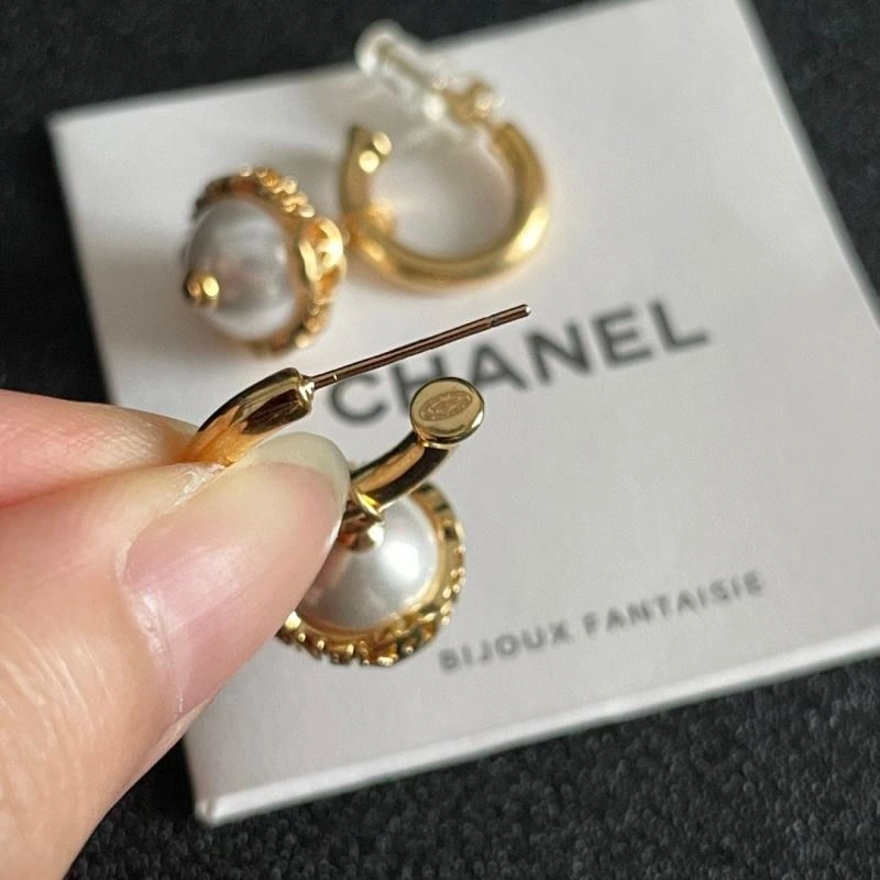 WaterResistant Chanel Earrings 229041