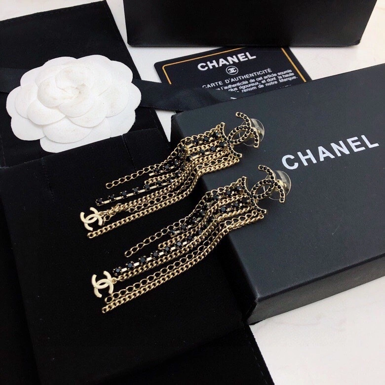 Chanel Earrings Effortless 229077