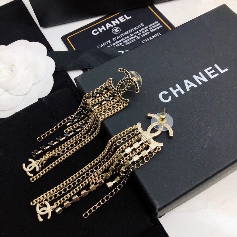 Chanel Earrings Effortless 229077