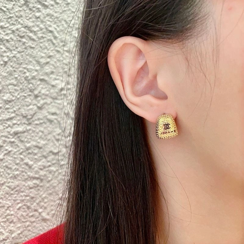 Bright Chanel Earrings 228993