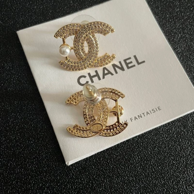 Chanel Earrings MoistureWicking 229018