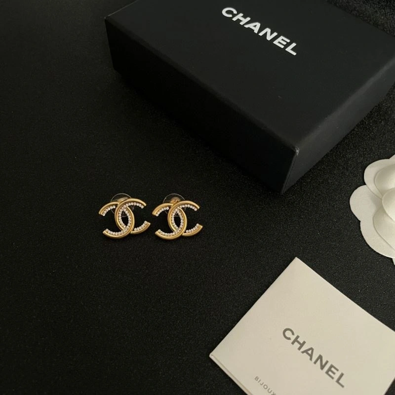 Chanel Earrings EasyCare 228992