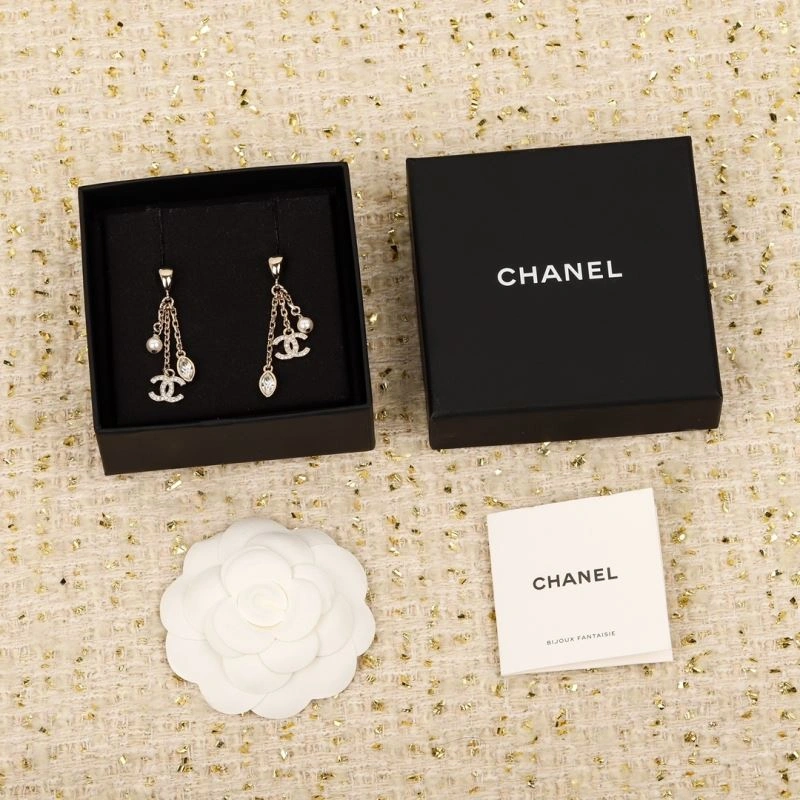 Chanel Earrings Compact 229054