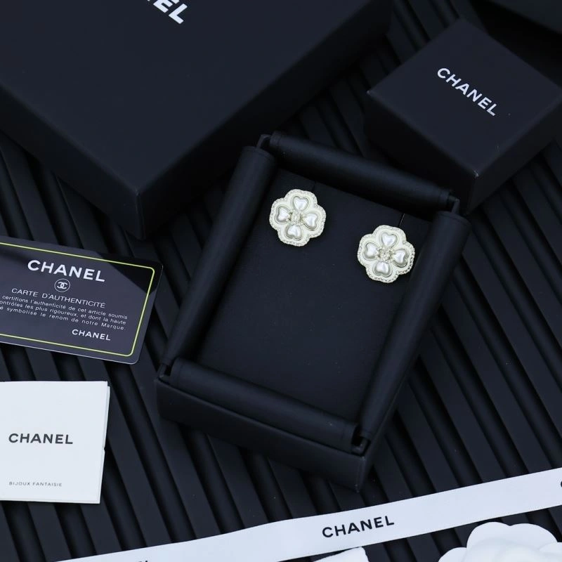 Practical Chanel Earrings 229123