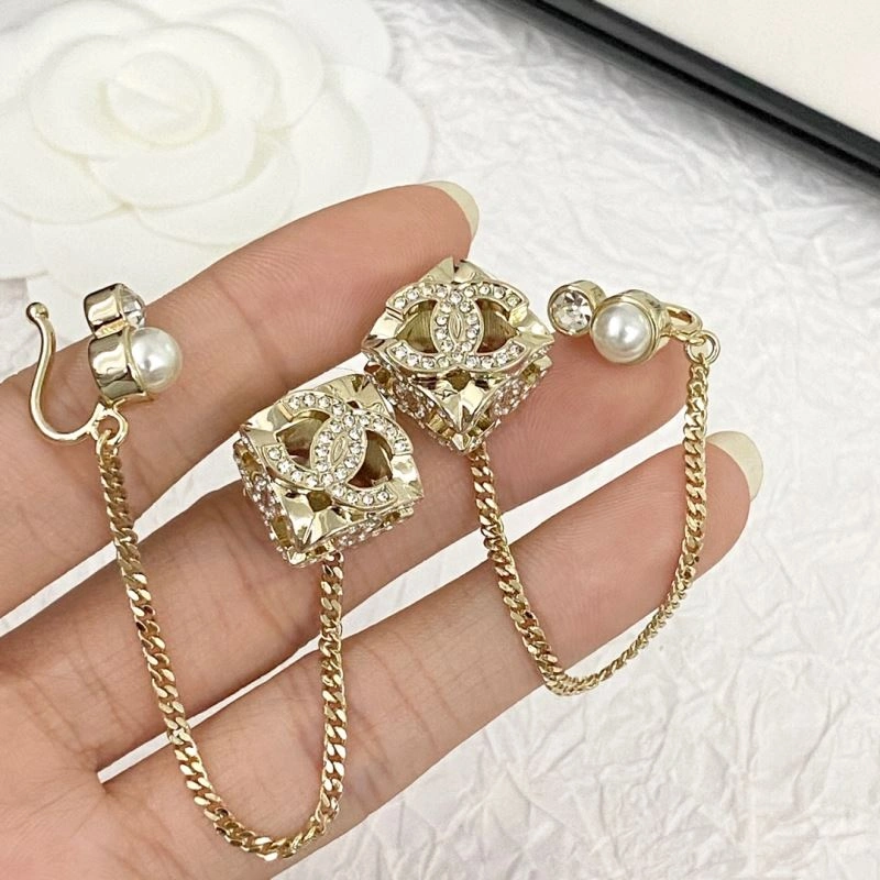 Timeless Chanel Earrings 229013
