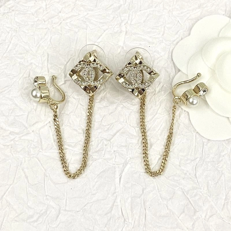 Timeless Chanel Earrings 229013