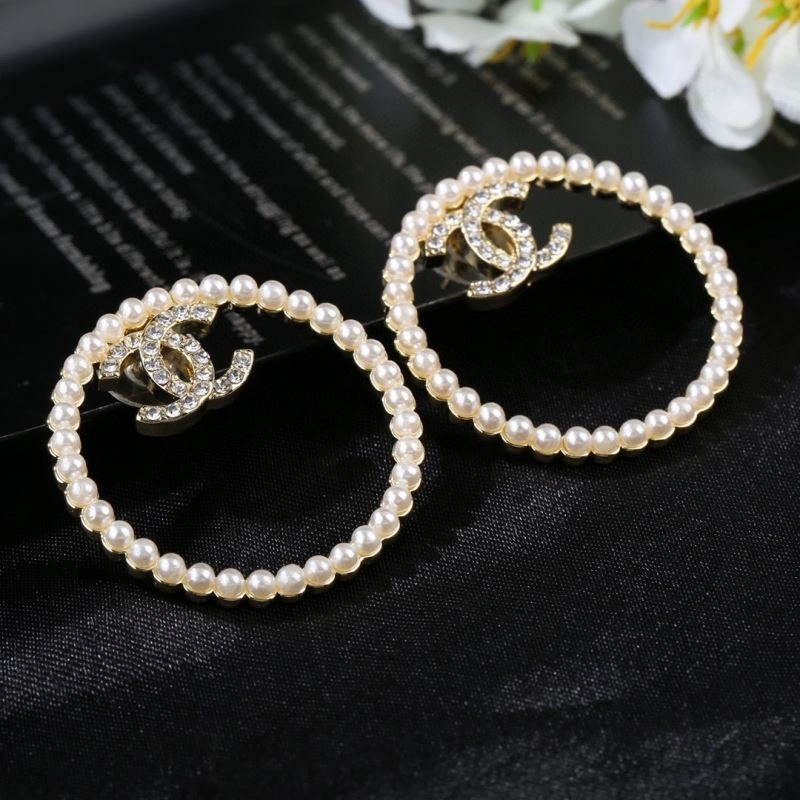 Compact Chanel Earrings 228972