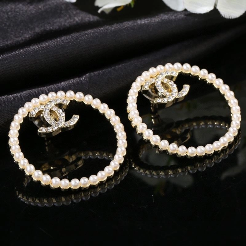 Compact Chanel Earrings 228972