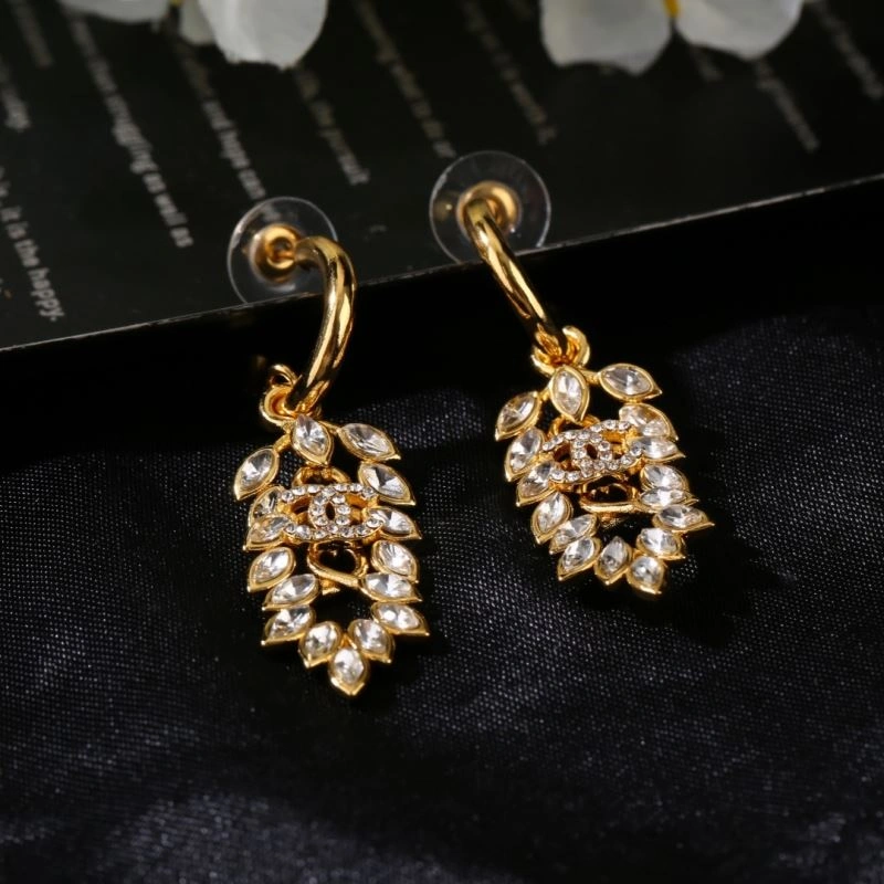 Breathable Chanel Earrings 228991