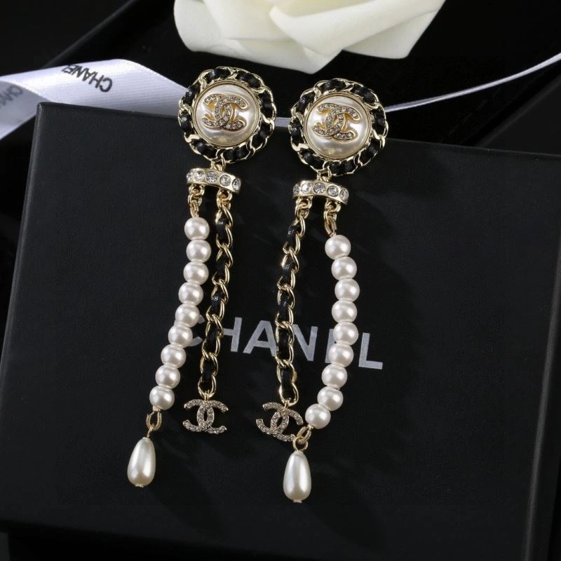 UrbanChic Chanel Earrings 229010