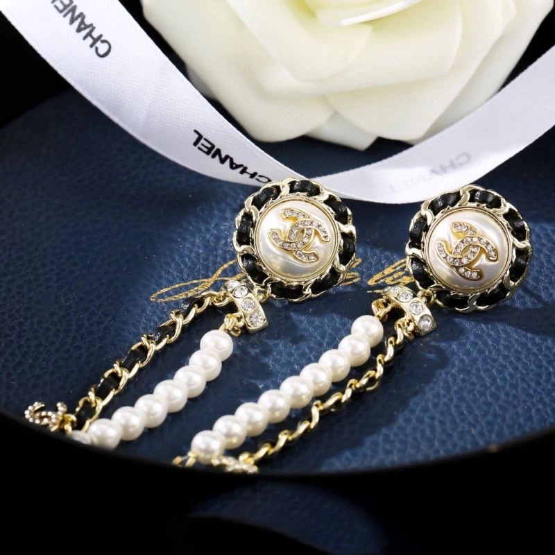 UrbanChic Chanel Earrings 229010