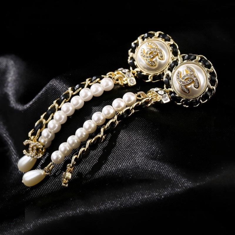 UrbanChic Chanel Earrings 229010