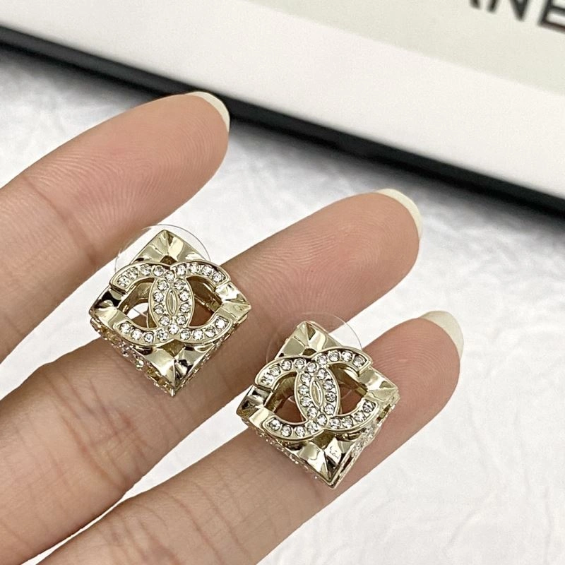 Chanel Earrings Soft 229059
