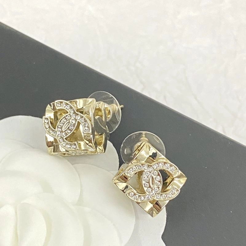 Chanel Earrings Soft 229059