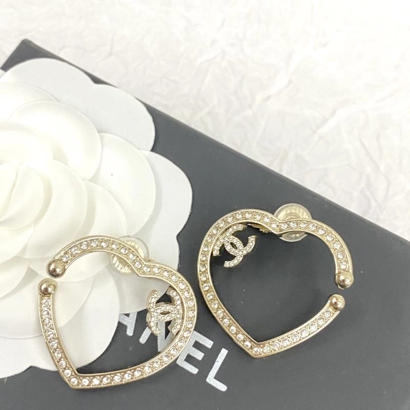Chanel Earrings Sophisticated 228988