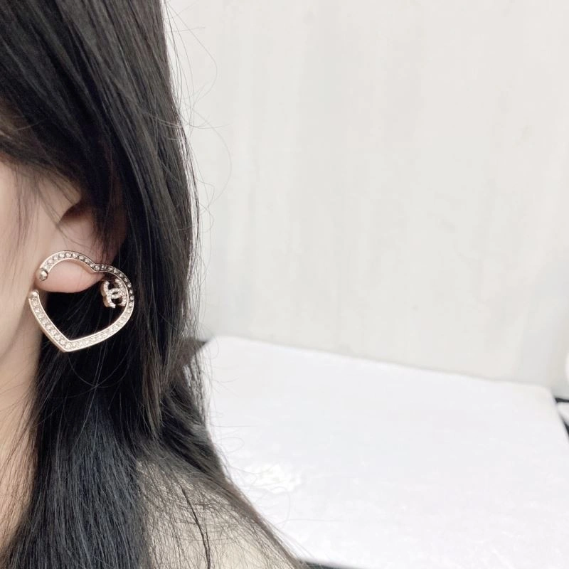 Chanel Earrings Sophisticated 228988