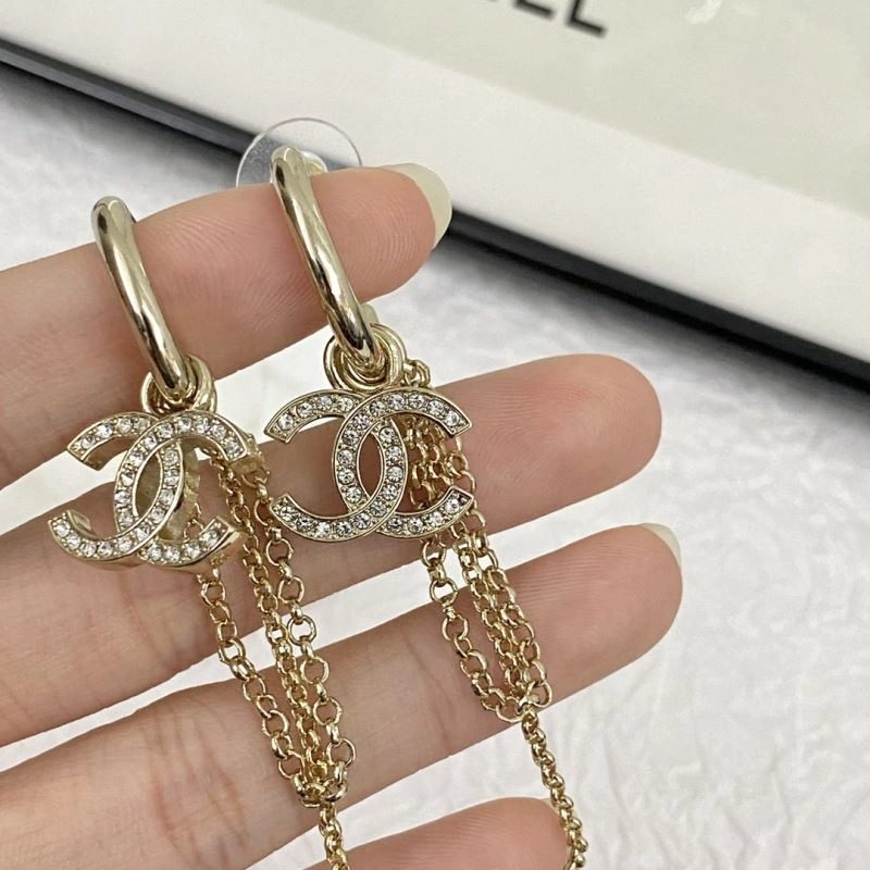 Bright Chanel Earrings 229005