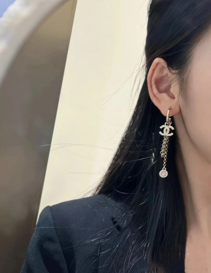 Bright Chanel Earrings 229005