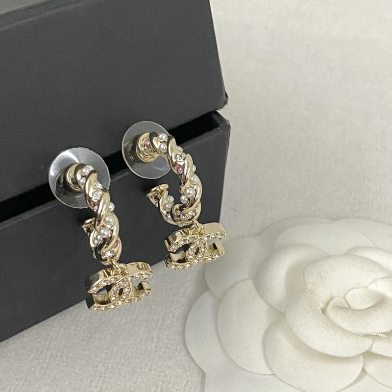 Chanel Earrings Vibrant 228981