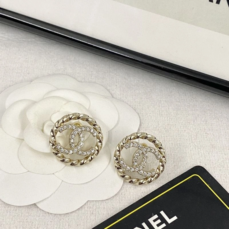 WellDesigned Chanel Earrings 228959