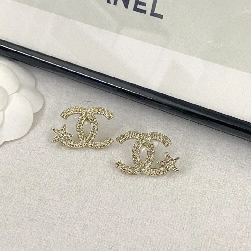 Cozy Chanel Earrings 228952
