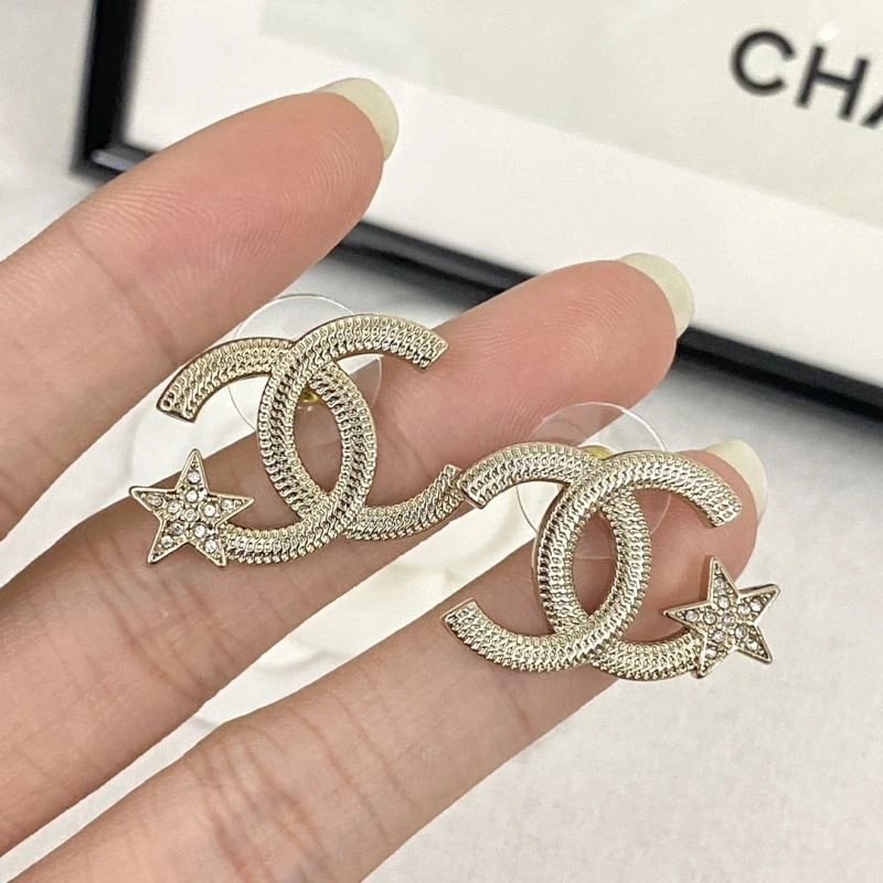 Cozy Chanel Earrings 228952