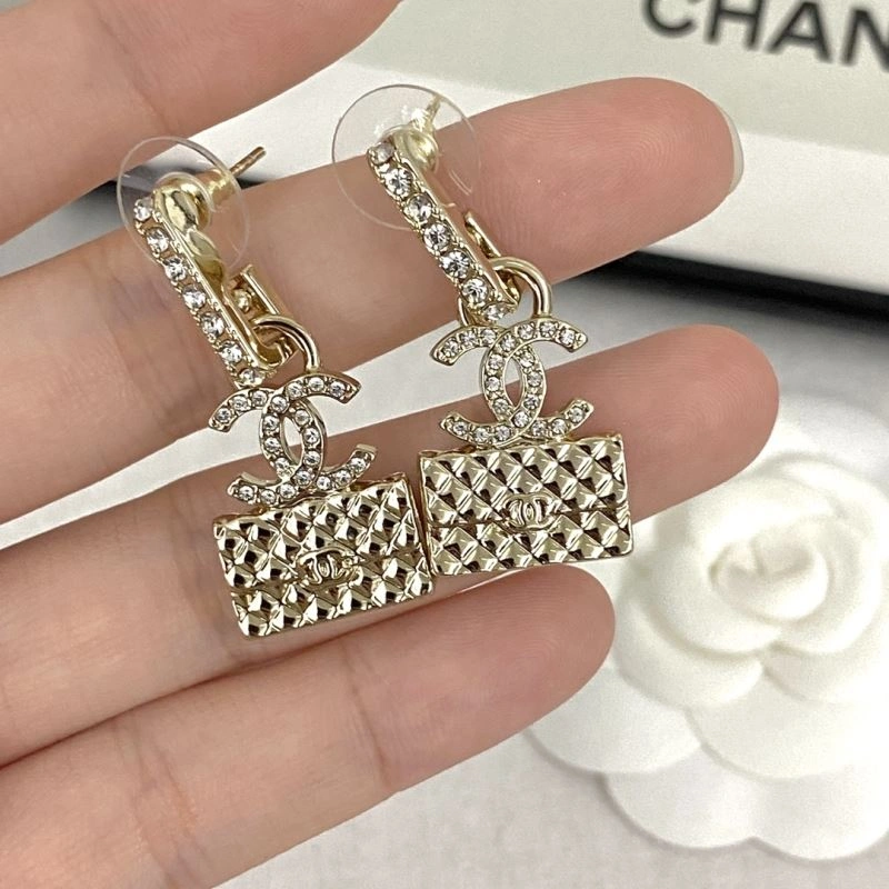 Tailored Chanel Earrings 228983